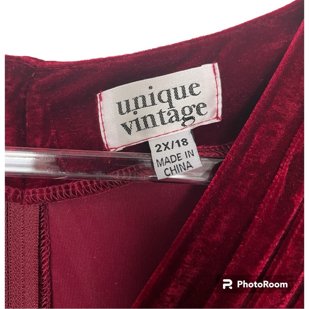 Unique Vintage Burgundy Red Velvet Delores Dress - Size 2X/18 - Picture 5 of 11